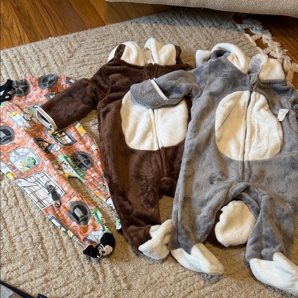 Mixed Clothing Bundle - Picture 3 of 11